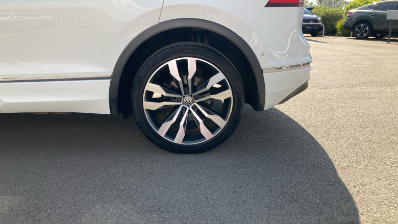 Volkswagen Tiguan 2.0 TDi 150 4Motion R-Line 5dr Diesel Estate